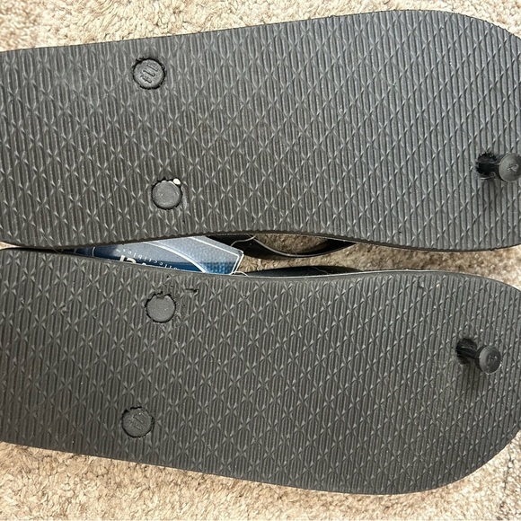 Forever Collectibles Philadelphia Eagles Flip Flops. Sandals. Football. NFL. - Picture 7 of 12